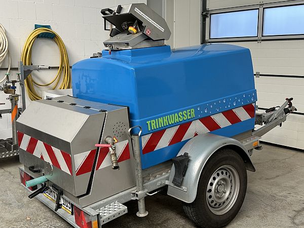 Foto eines Wasserwagens