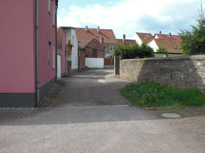 Straßendecke nach den Bauarbeiten
